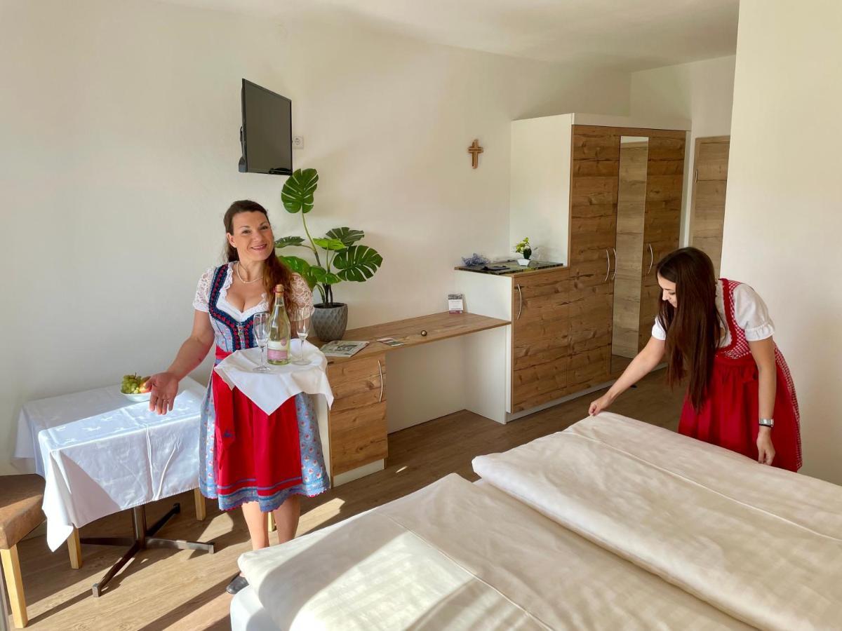 Roemercastell Wirtshaus & Hotel Bohming Экстерьер фото