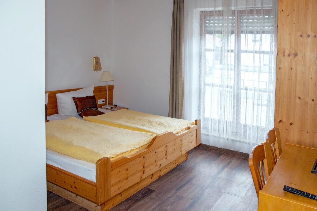 Roemercastell Wirtshaus & Hotel Bohming Экстерьер фото